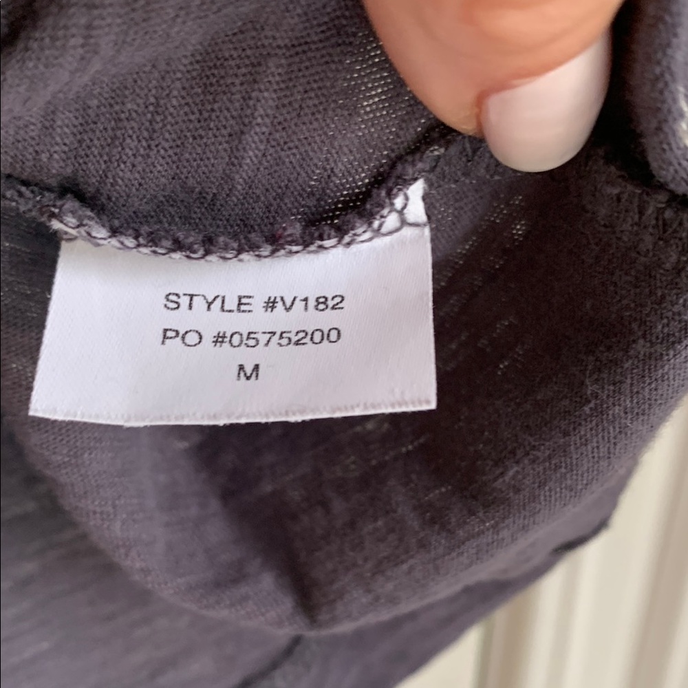 Vuori Men's Gray T-Shirt, Size M - Picture 3 of 4